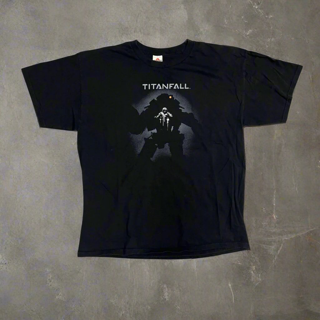 TitanFall Shirt - XL