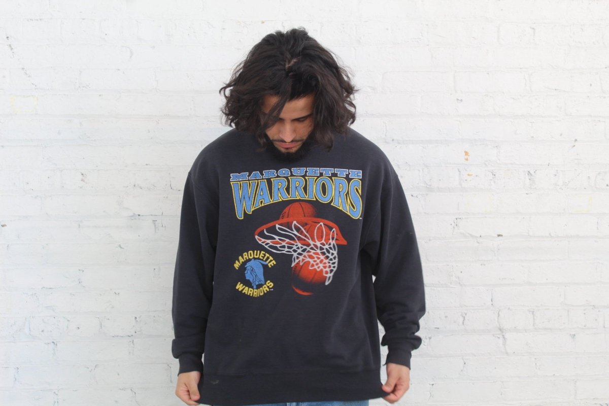 Marquette Warriors Crewneck Size XL - ALL GOODS - ALL GOODS